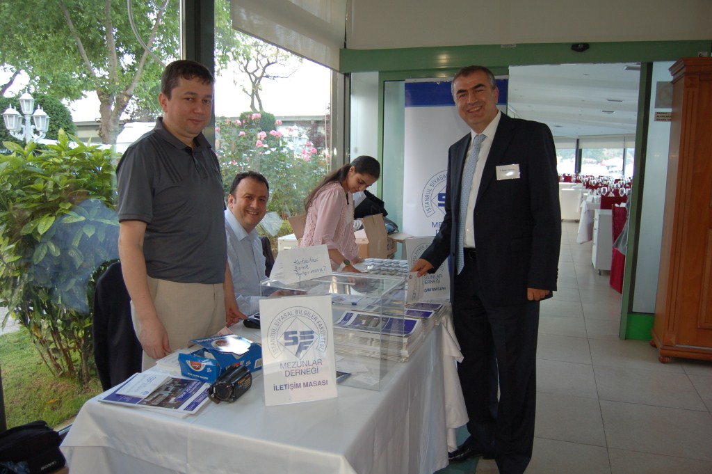 26/05/2012 Geleneksel Mezunlar Yemeği