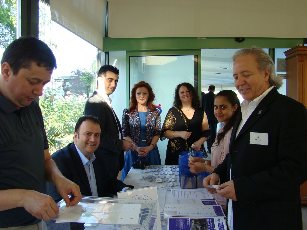 26/05/2012 Geleneksel Mezunlar Yemeği