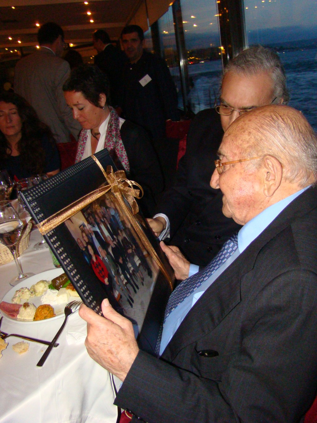 26/05/2012 Geleneksel Mezunlar Yemeği