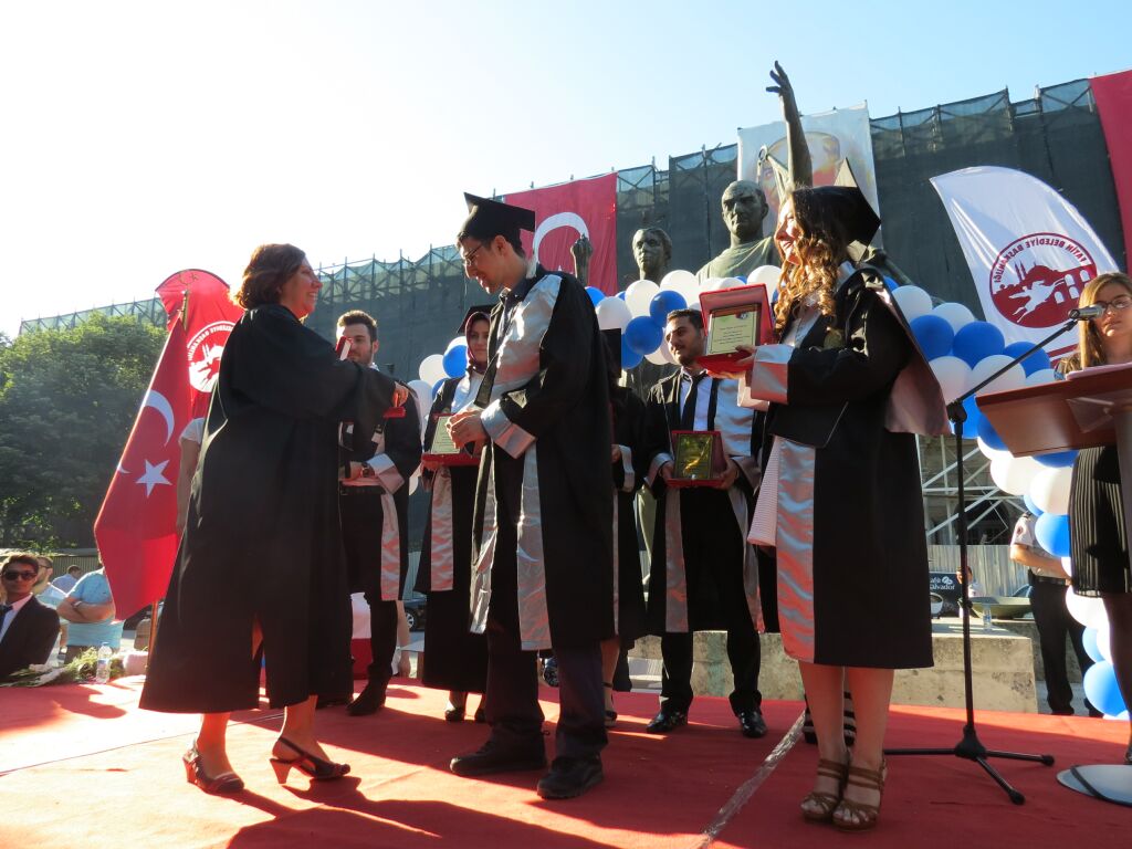 2014 MEZUNİYET TÖRENİ - 1984 mezunlarının sembolik mezuniyetleri